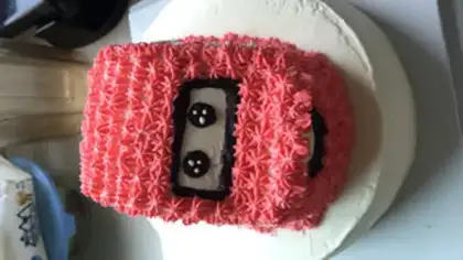 Make Car cake step 8