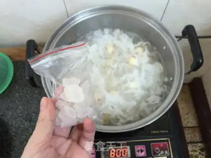 Make Silver Ears Spill step 5