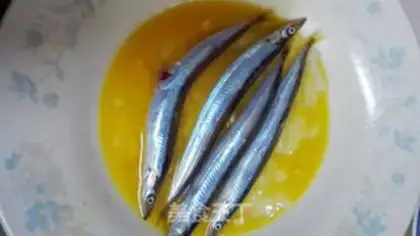 Make Fried pasta fish step 1