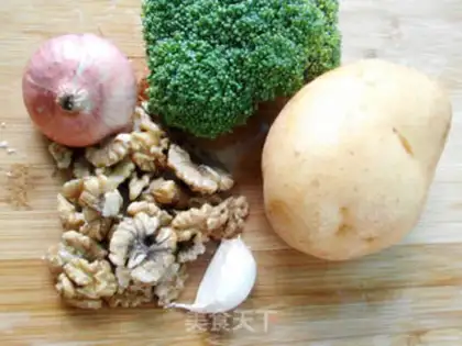 Make walnut potatoes step 0