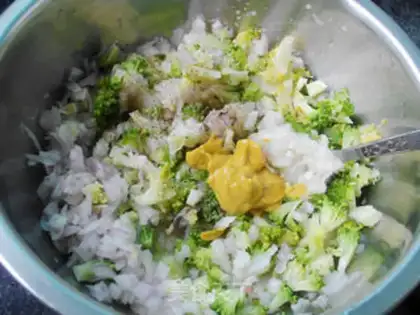 Make walnut potatoes step 5