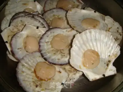 Make Garlic scallops step 0