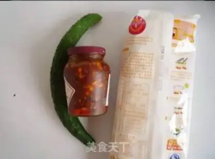Make Spicy sauce noodles step 0