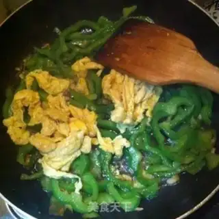 Make Cyclops fried eggs step 6