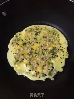 Make Onion omelet step 3