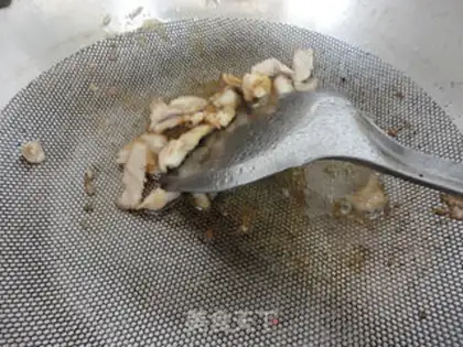 Make Chicken-legged mushroom fried meat step 5