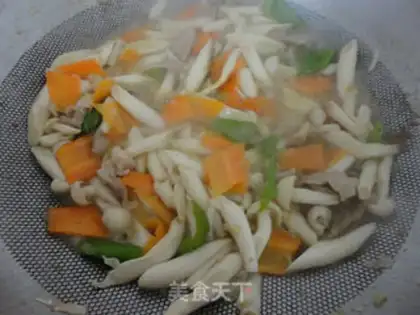 Make Chicken-legged mushroom fried meat step 7
