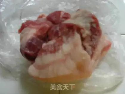 Make Tomato lion head step 0