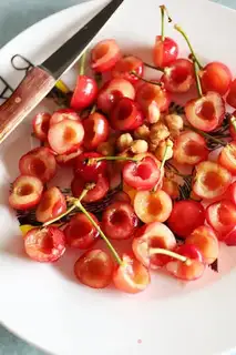 Make Cherry cream cake step 1