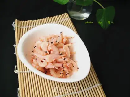 Make Antarctic krill salad step 8