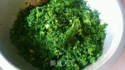 Make Red greasy dumplings step 1