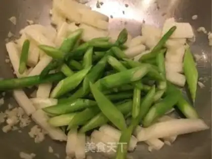 Make Shrimp sprouts step 6