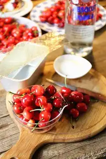 Make Cherry pudding step 0