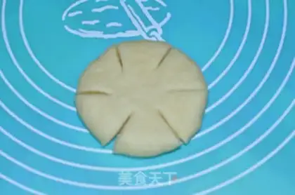 Make ♪ Red potato flower bread ♪ step 6