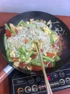 Make Cucumber tomato noodles step 9