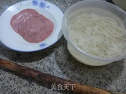Make Ham thundered noodles step 0