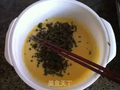 Make A sprout egg cake step 3