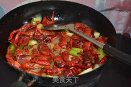 Make Spicy lobster step 5