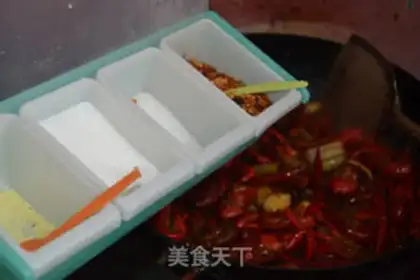 Make Spicy lobster step 6
