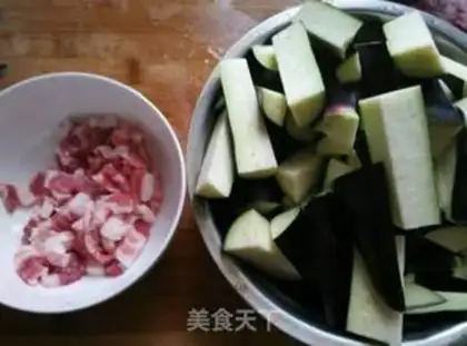 Make Meat and eggplant step 0