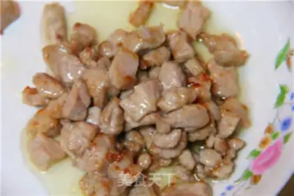 Make Sweet pea fried meat step 1