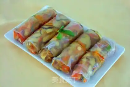 Make Crystal Spring Roll step 7