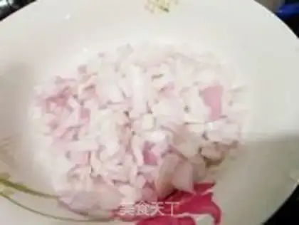Make Xinjiang lamb roast bun step 2