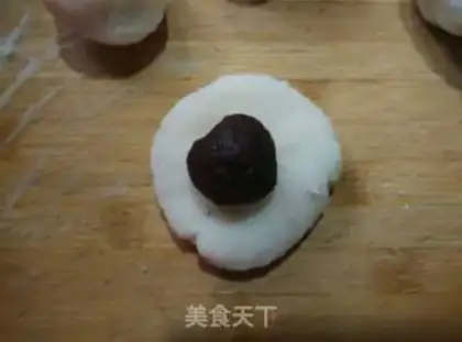 Make Bean Sand Mountain medicine cake step 5
