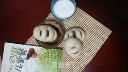 Make Fancy buns step 5
