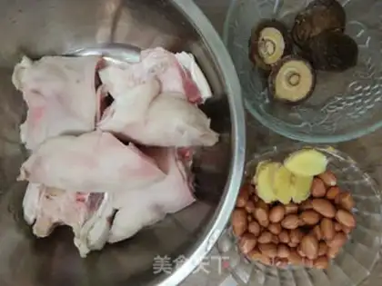 Make Peanut pig feet step 0