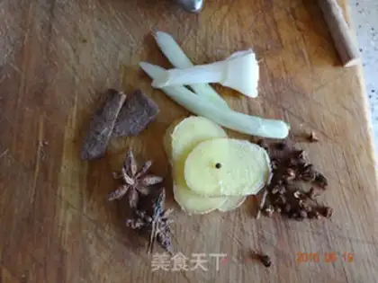 Make The feet of a pig step 1