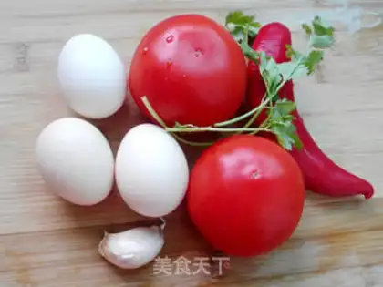 Make Tomatoes and eggs step 0