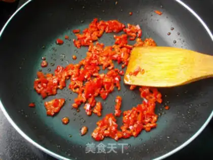 Make Tomatoes and eggs step 3