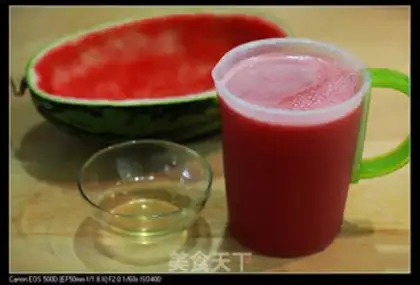 Make Watermelon jelly step 1
