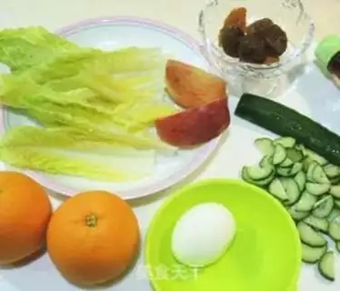 Make Orange shrimp salad step 0