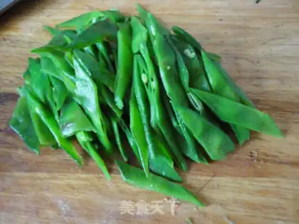 Make Pork ears, bean horns step 2