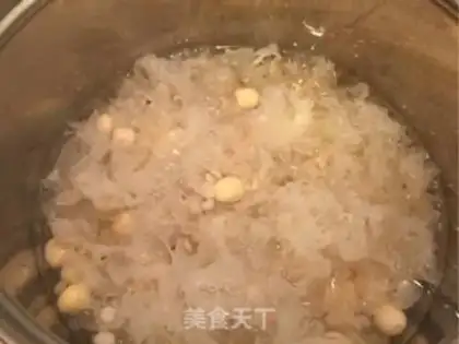 Make Cherokee soup step 1