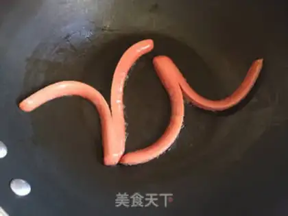 Make Sausage eggs step 3