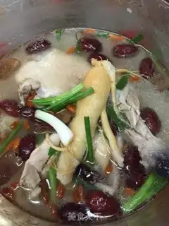 Make Korean chicken soup step 1