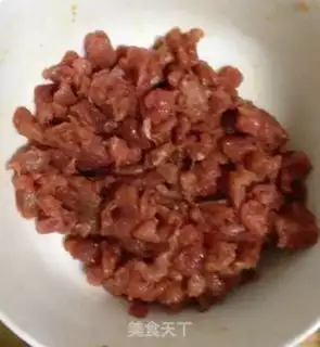 Make Pepper beef buns step 0