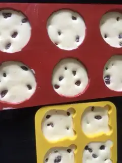 Make Cranberry rose cake step 13