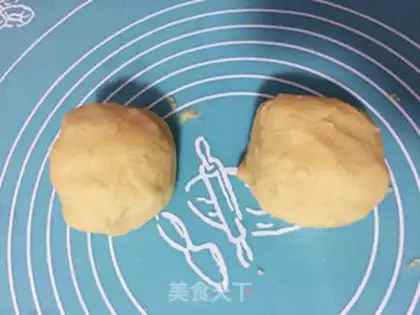 Make Rabbit cookies step 4