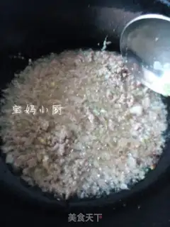 Make Little cabbage pork buns step 7