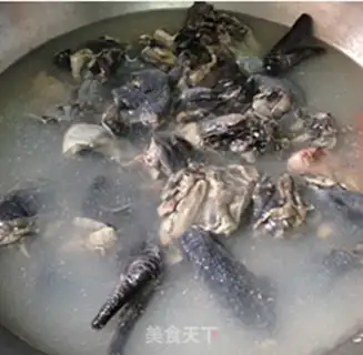 Make A chicken soup with a moth step 2