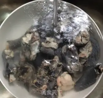 Make A chicken soup with a moth step 3