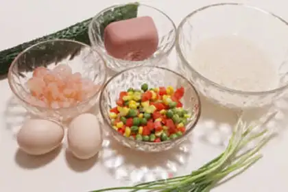 Make Yangzhou fried rice step 0