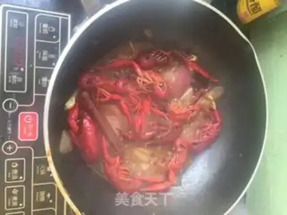 Make Thirteen fragrance lobster step 10