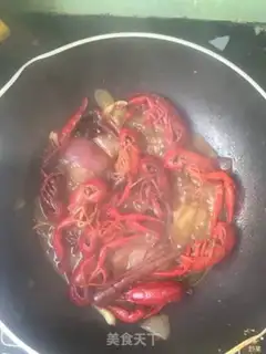 Make Thirteen fragrance lobster step 11