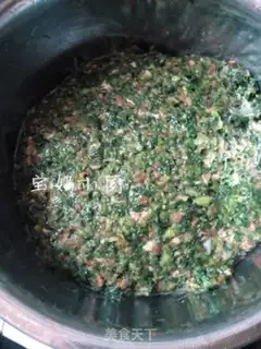Make Little cabbage pork buns step 12