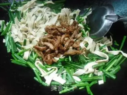 Make A thousand pieces of fried meat step 7